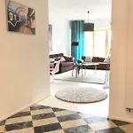 公寓 Spacious Flat In The Heart Of The Center! Ideal For A Family! *