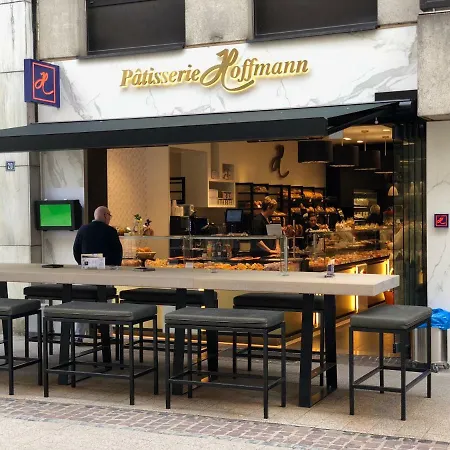 Spacious Flat In The Heart Of The Center! Ideal For A Family! 公寓