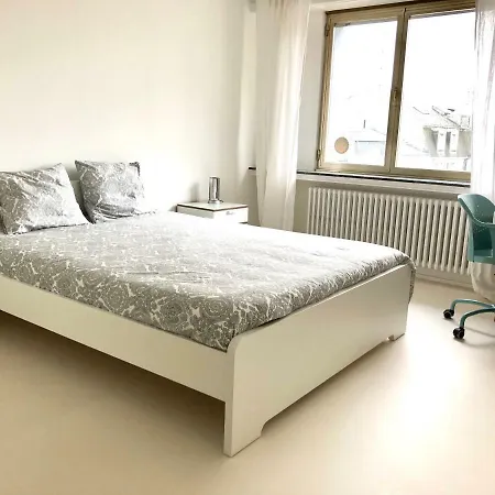 Spacious Flat In The Heart Of The Center! Ideal For A Family! Appartement *