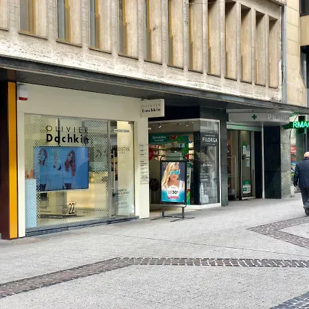 Spacious Flat In The Heart Of The Center! Ideal For A Family! 公寓