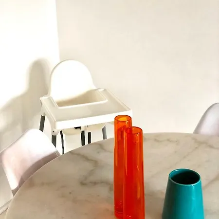 Spacious Flat In The Heart Of The Center! Ideal For A Family! Διαμέρισμα *