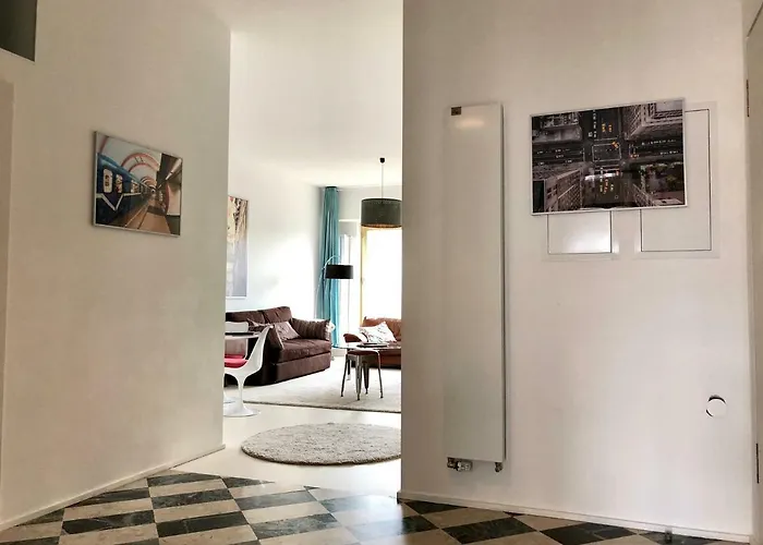 Spacious Flat In The Heart Of The Center! Ideal For A Family!