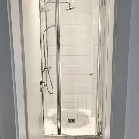 Spacious Flat In The Heart Of The Center! Ideal For A Family! 아파트 *