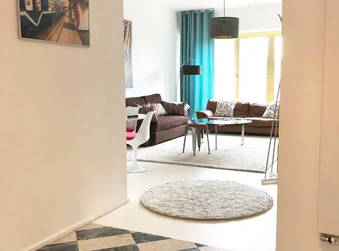 아파트 Spacious Flat In The Heart Of The Center! Ideal For A Family! *